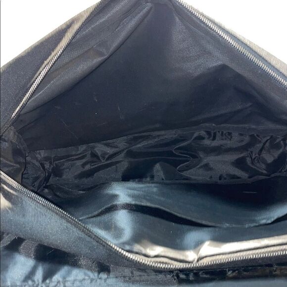 Black Messenger Bag - Picture 6 of 7